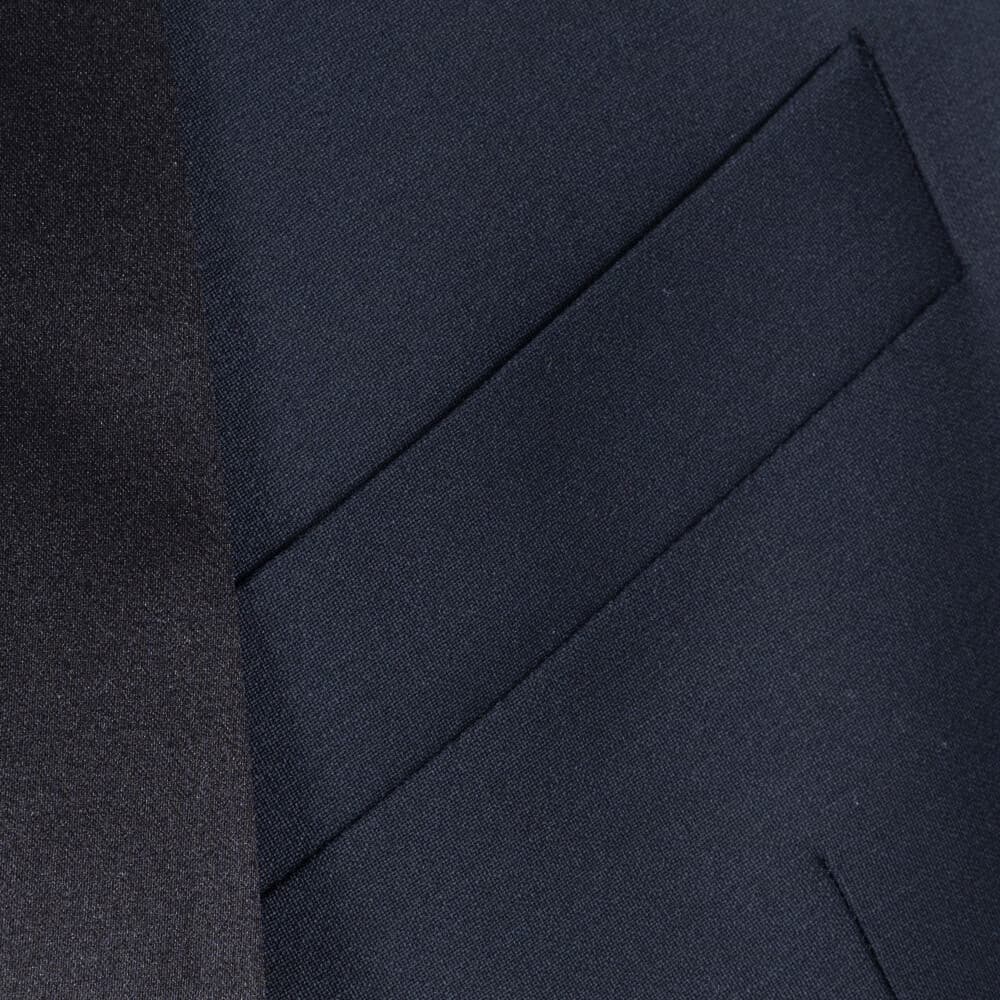 Γαμπριάτικο Tuxedo Μπλε Σκούρο με Peak Σατέν Πέτο Finest Wool (Modern Fit)