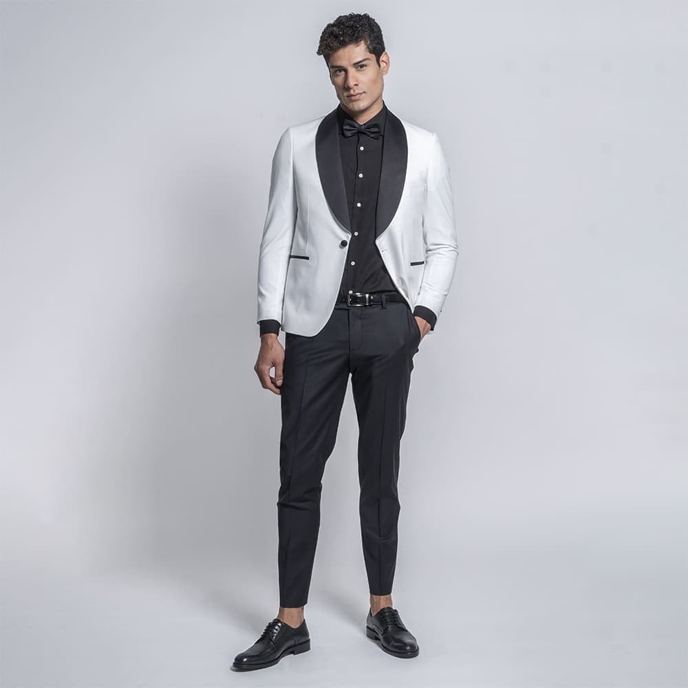 Γαμπριάτικο Tuxedo Λευκό/Μαύρο με Shawl Σατέν Πέτο (Modern Fit)