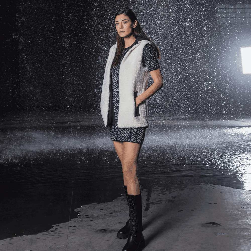 Teddy Bear Sleevless Jacket Εκρού