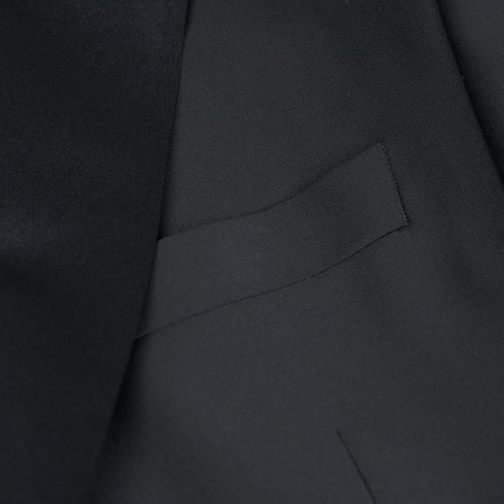 Γαμπριάτικο Tuxedo Μαύρο με Shawl Σατέν Πέτο (Modern Fit)