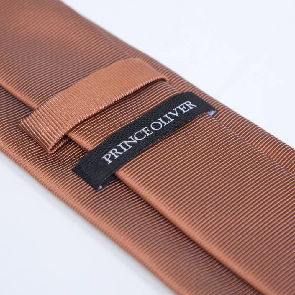 Γραβάτα Καφέ Με Ανάγλυφη Ρίγα (Φάρδος 7 cm)