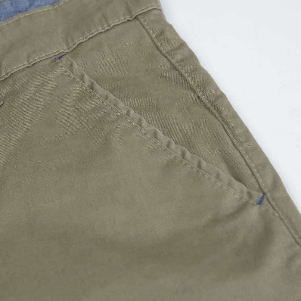 Βερμούδα Chinos Χακί (Modern Fit)
