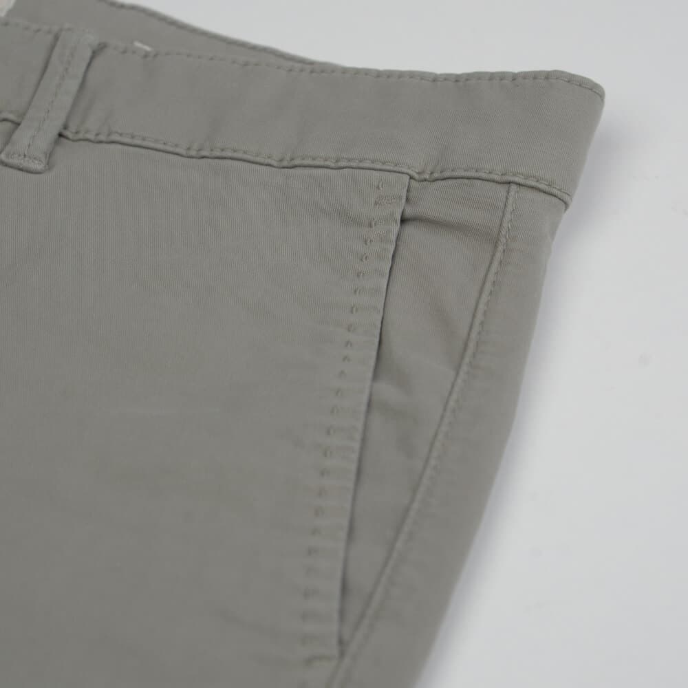 Elegant Βερμούδα Chinos Λαδί (Modern Fit)