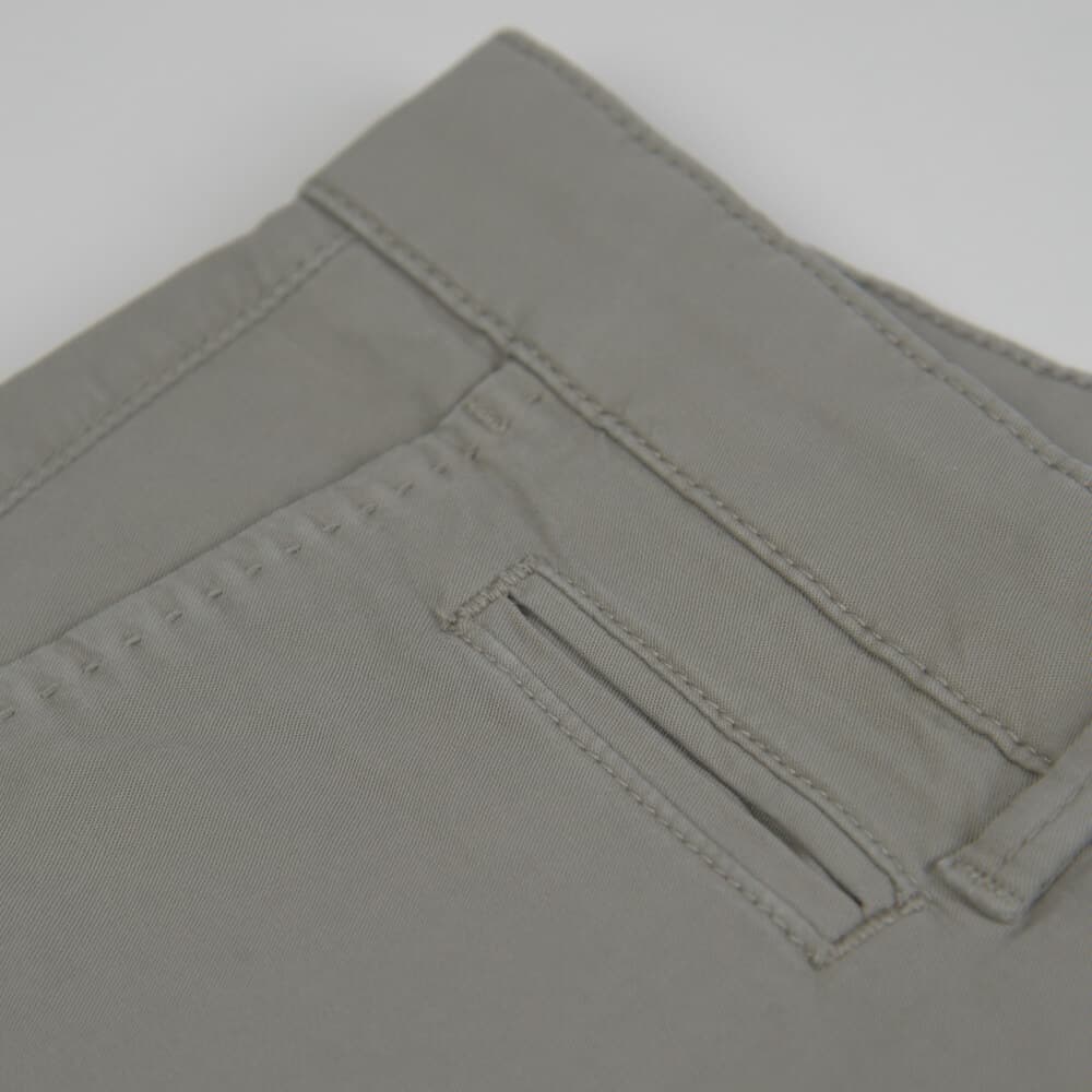 Elegant Βερμούδα Chinos Λαδί (Modern Fit)