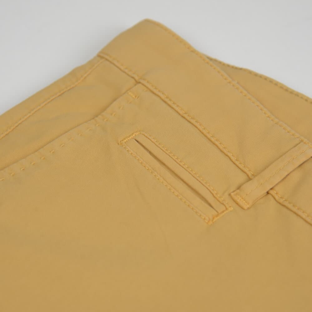 Elegant Βερμούδα Chinos Μουσταρδί (Modern Fit)