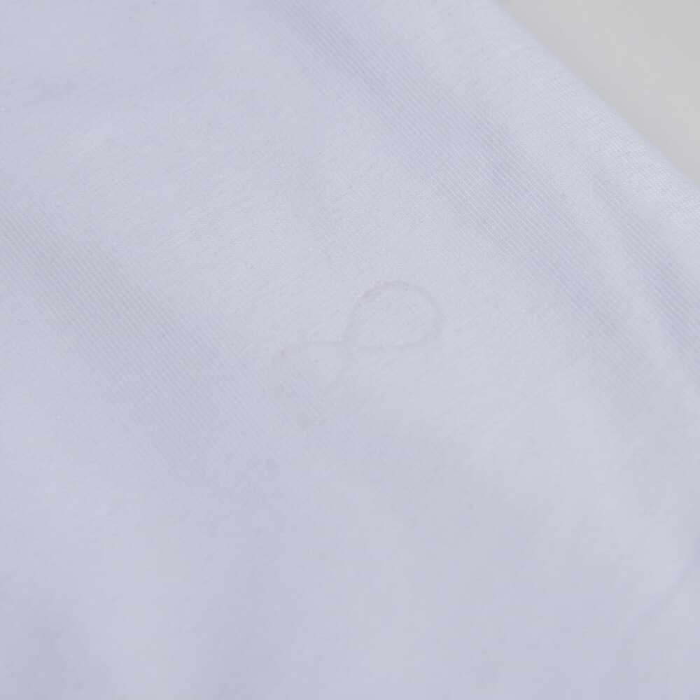 Elegant Logo Τ-Shirt Λευκό Round Neck (Modern Fit)