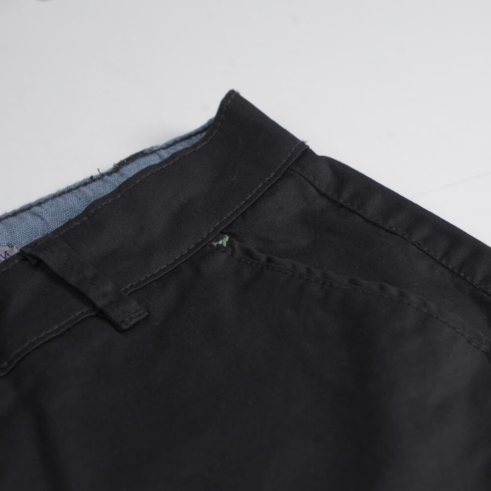 Βερμούδα Chinos Μαύρη (Modern Fit)