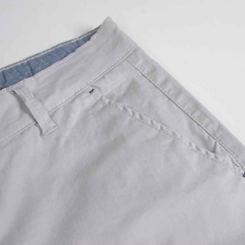 Βερμούδα Chinos Λευκή (Modern Fit)