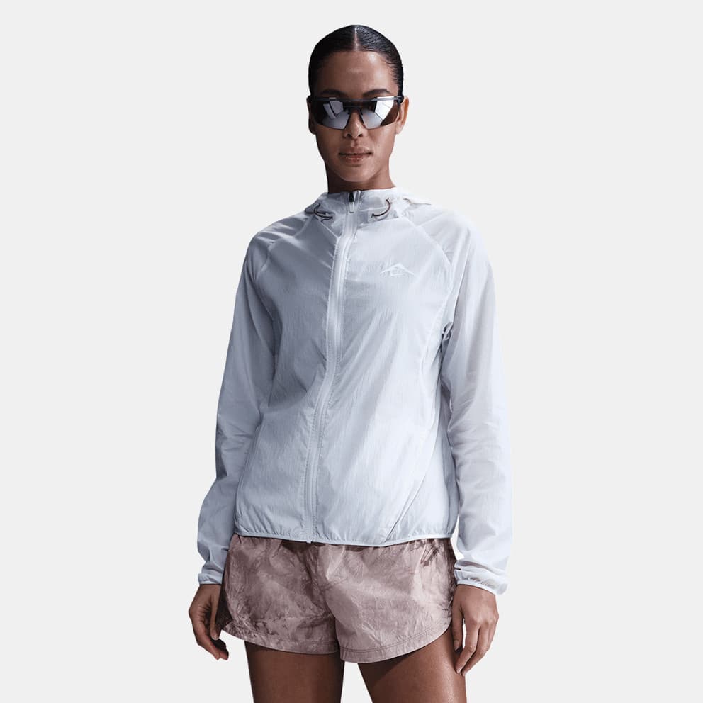 Women's Sports Jackets Nike White