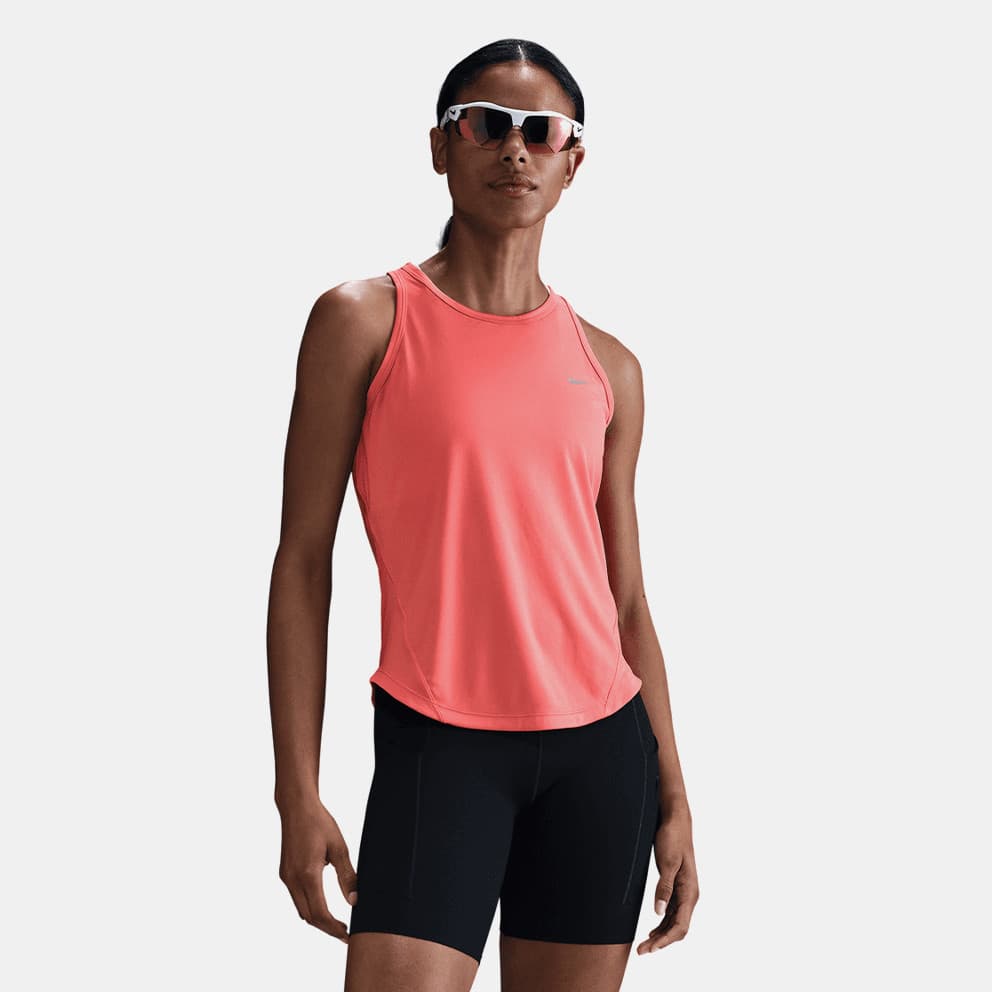 Γυναικεία αθλητικά αμάνικα μπλουζάκια Nike Λευκό