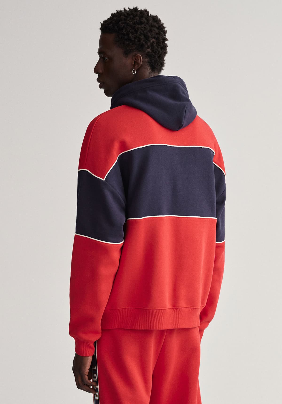 Gant Hoodie της σειράς Crest Shield - 2037027 630 Ruby Red