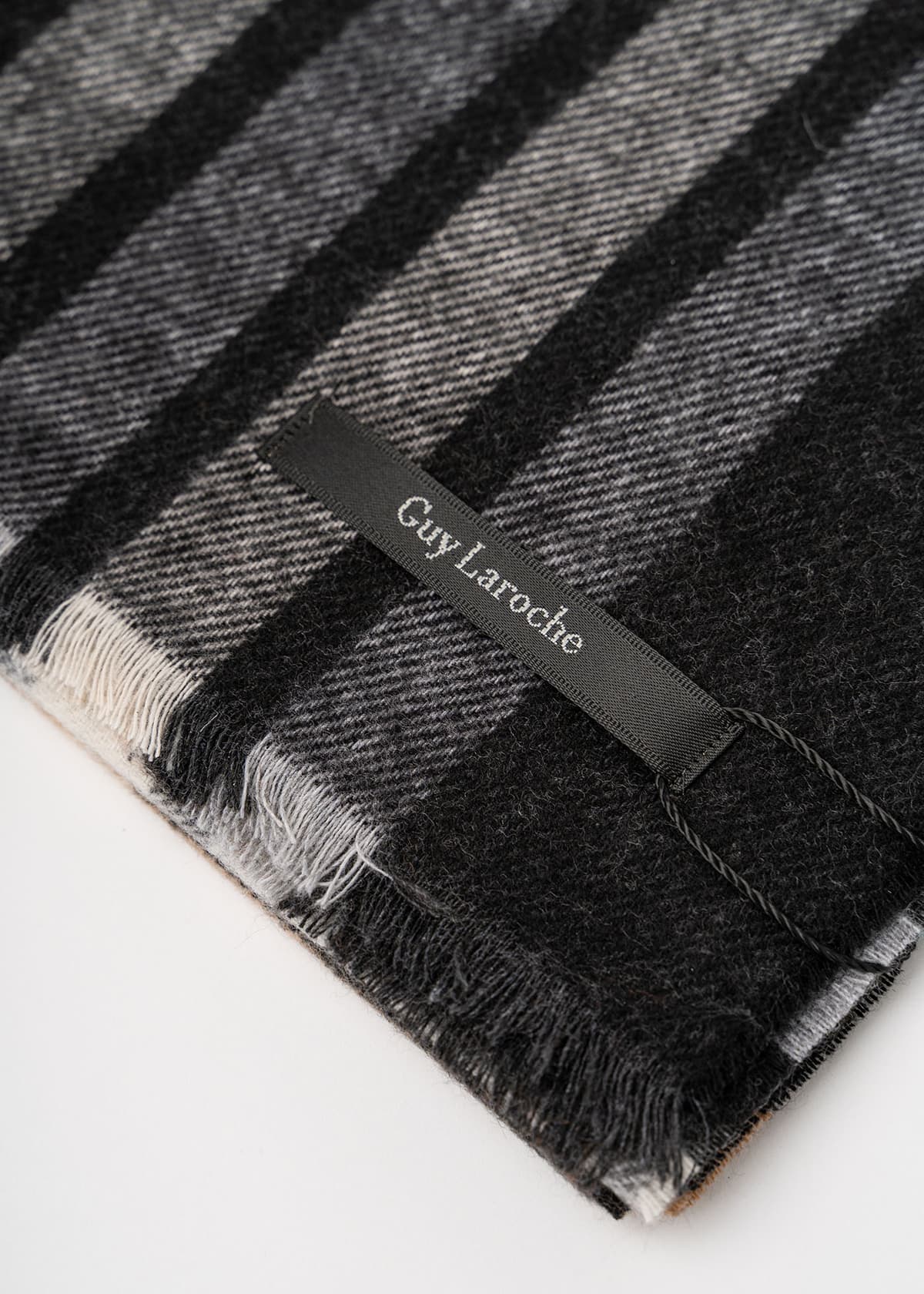 Men's Scarves Guy Laroche Gray