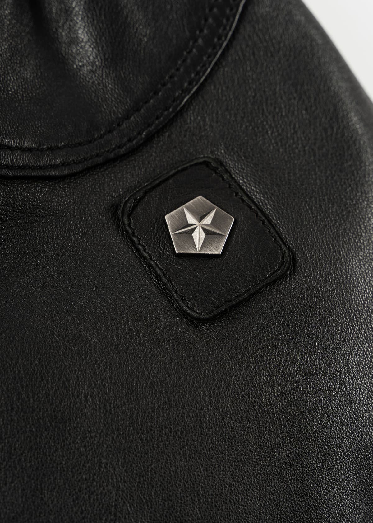 Men's Clothing Milestone Black