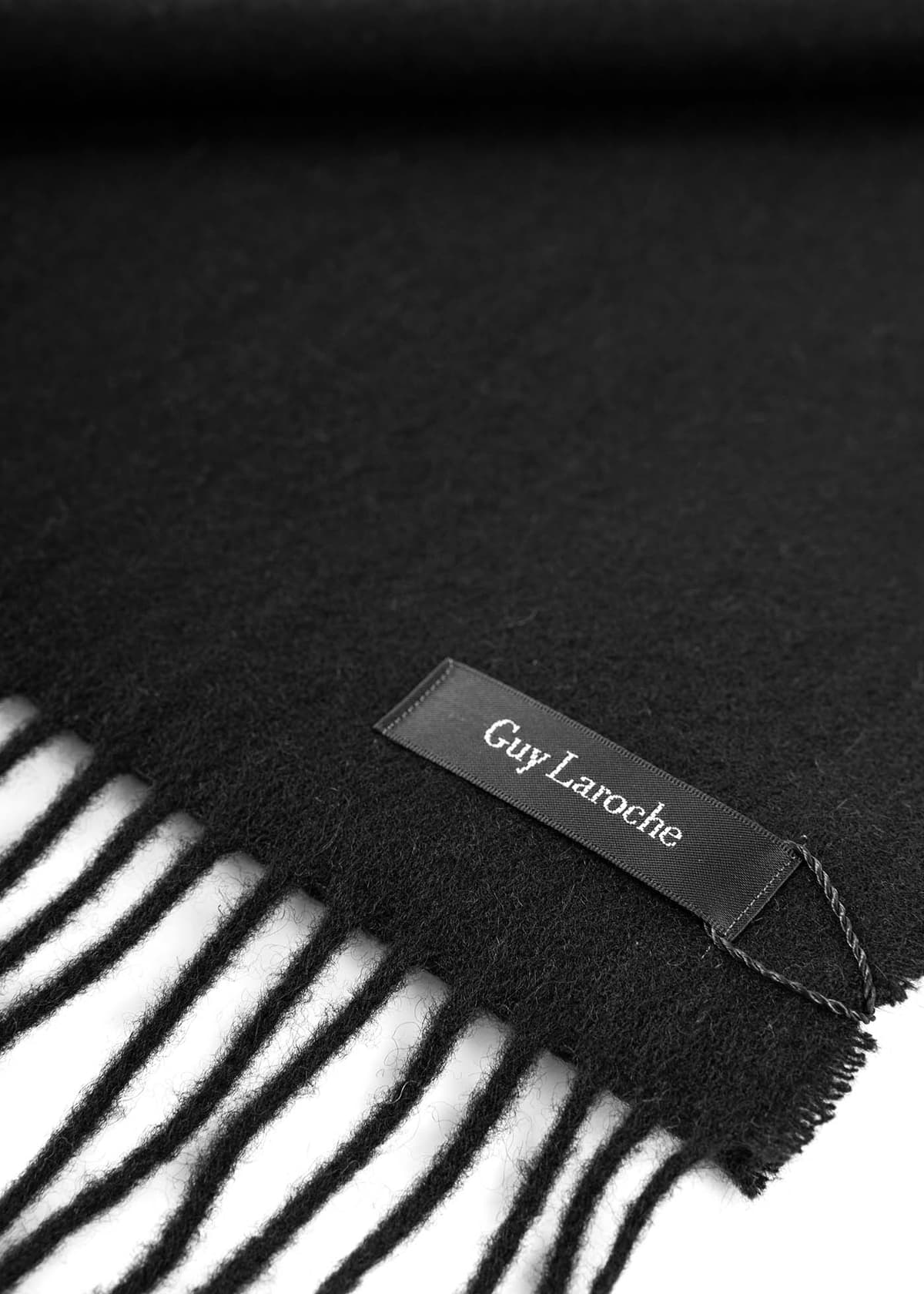 Guy Laroche Κασκόλ της σειράς Basic - GL2120318100 990 Black