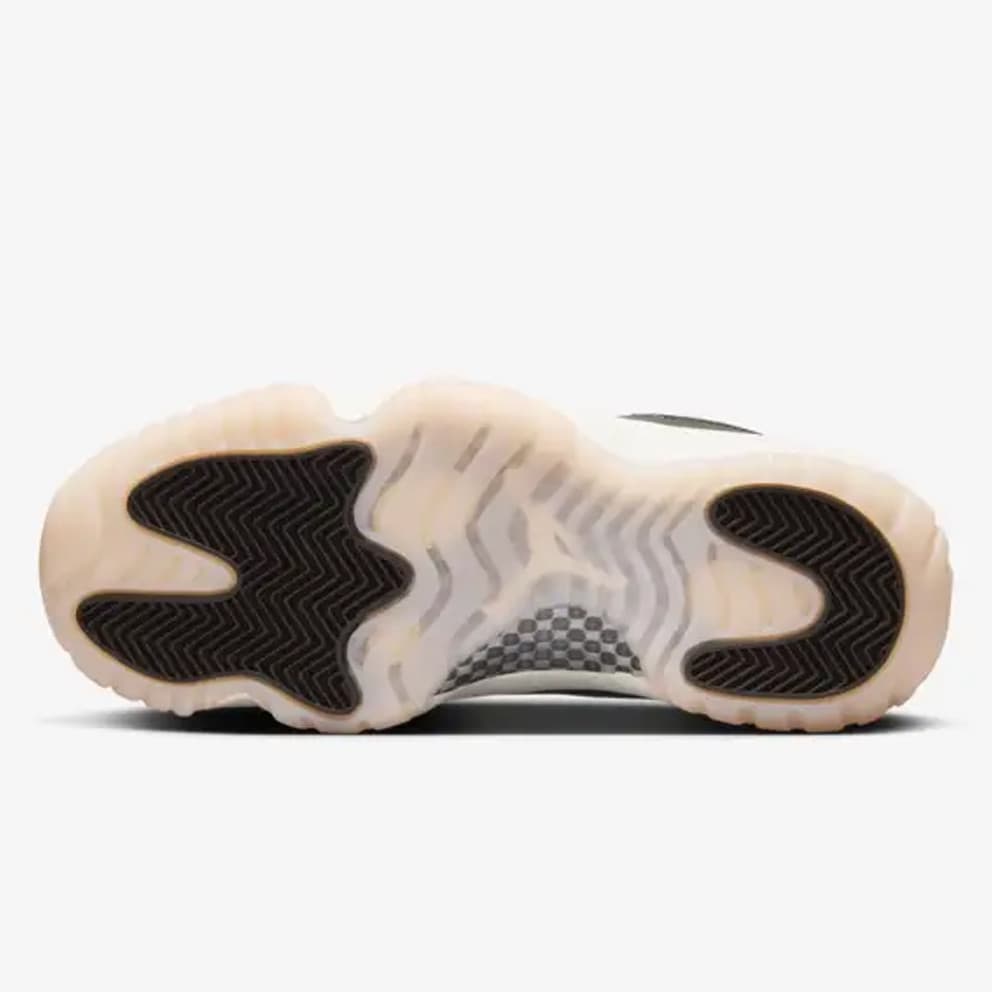 Women's Sneakers JORDAN White