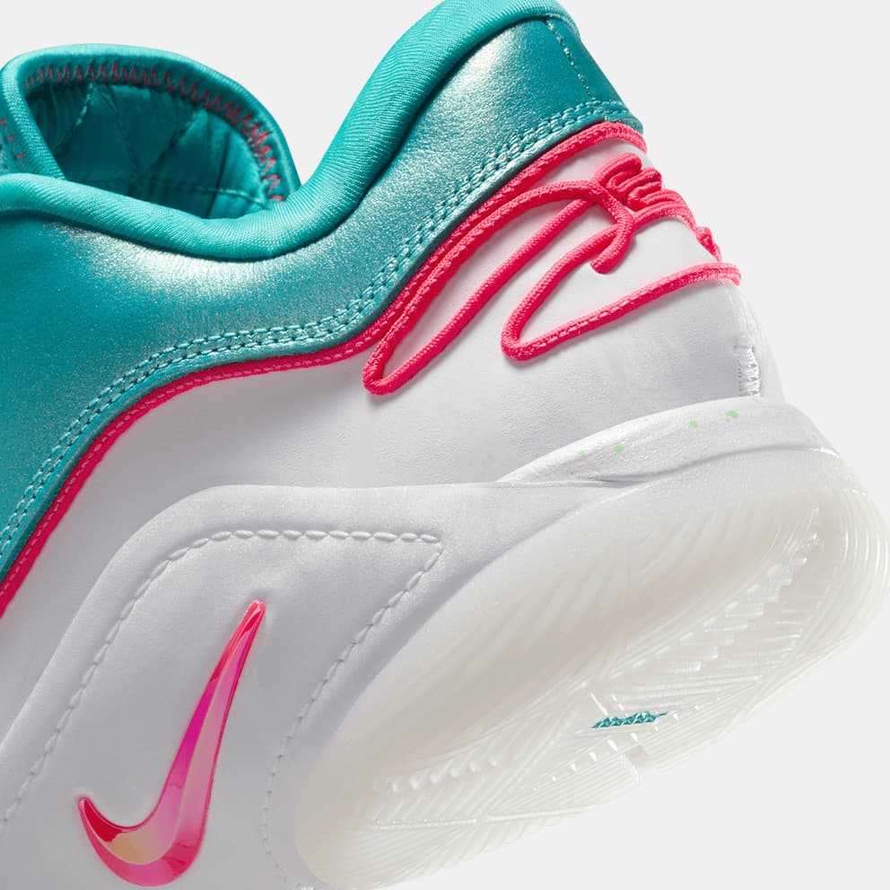 Nike LeBron 22 "X-Mas" Ανδρικά Μπασκετικά Παπούτσια