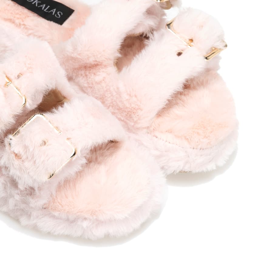 Παντόφλες ροζ γούνινες με διπλό λουράκι και αγκράφα