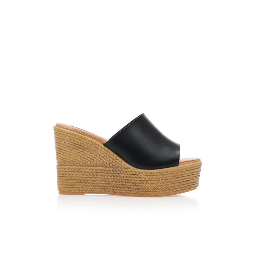 Πλατφόρμες λευκές δερματίνη με φαρδιά φάσα