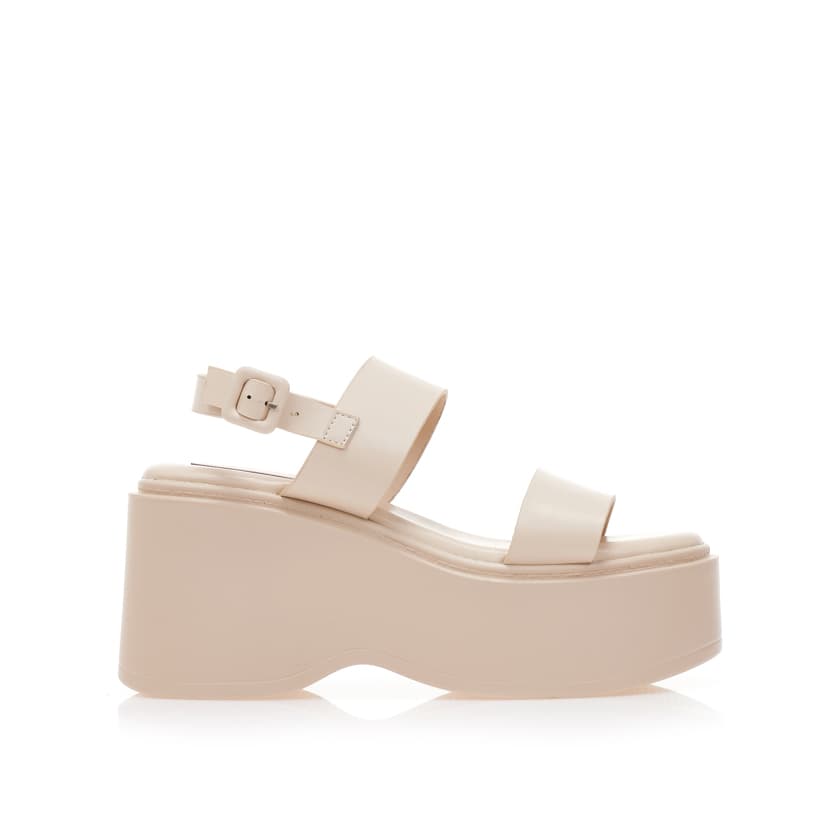 Πλατφόρμες μαύρες δερματίνη με λουράκι στον αστράγαλο