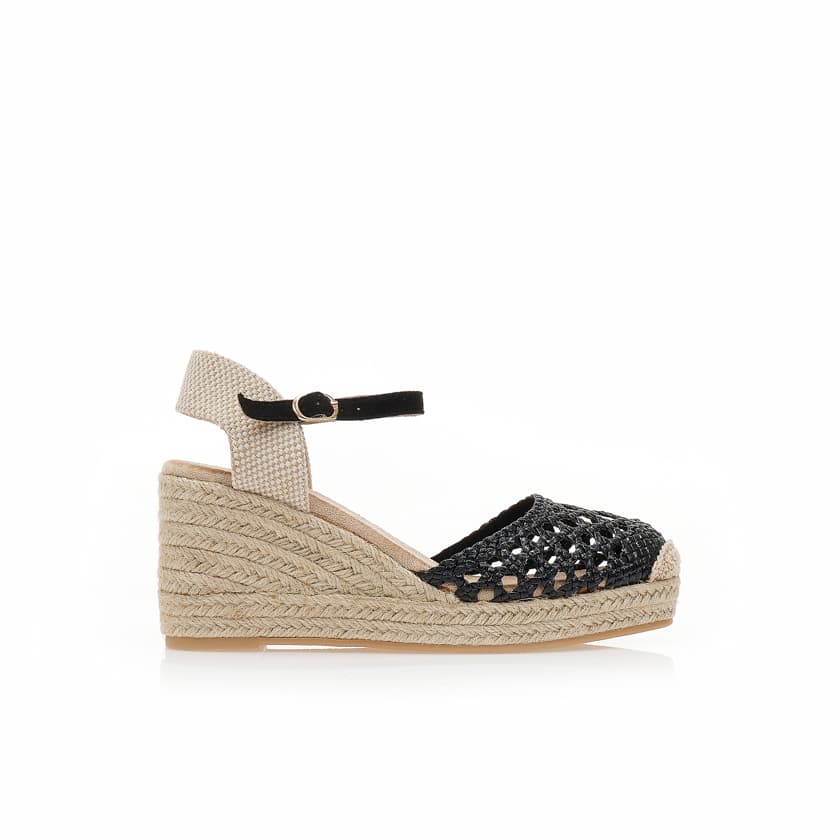 Εσπαντρίγιες πλατφόρμες ασημί με διάτρητο σχέδιο