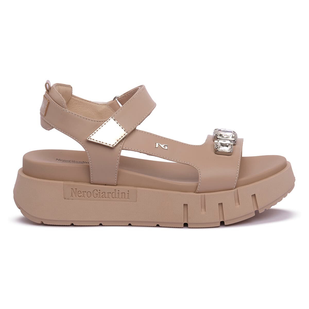 Σανδάλια με πλατφόρμα NeroGiardini NERO GIARDINI 614 ARMENIA CIPRIA