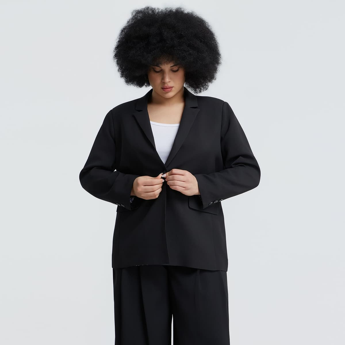 Μονόχρωμο σακάκι με εμπριμέ φόδρα και κουμπί