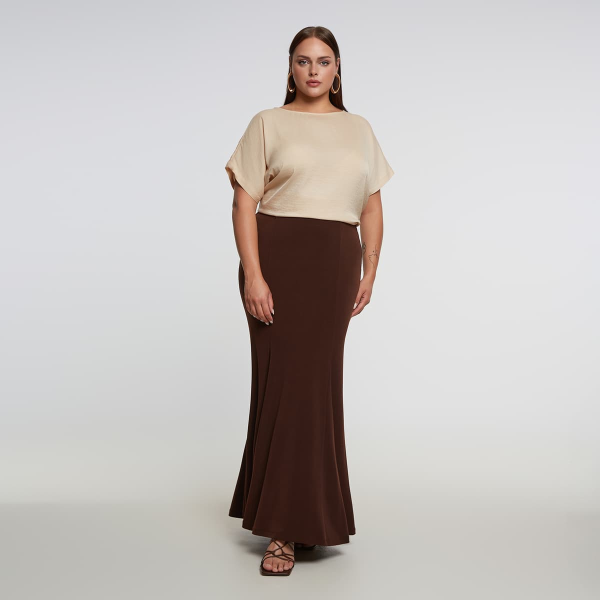 Φούστα super-jersey με πτυχώσεις στο τελείωμα