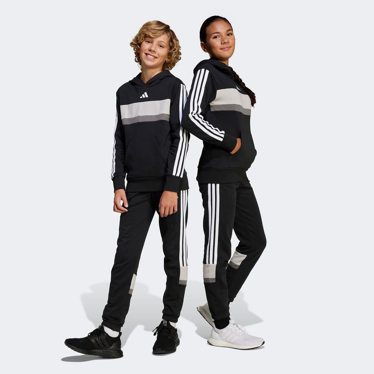 Adidas Seasonal Essentials Tiberio 3-Stripes Fleece Kids Pants Μαυρο
