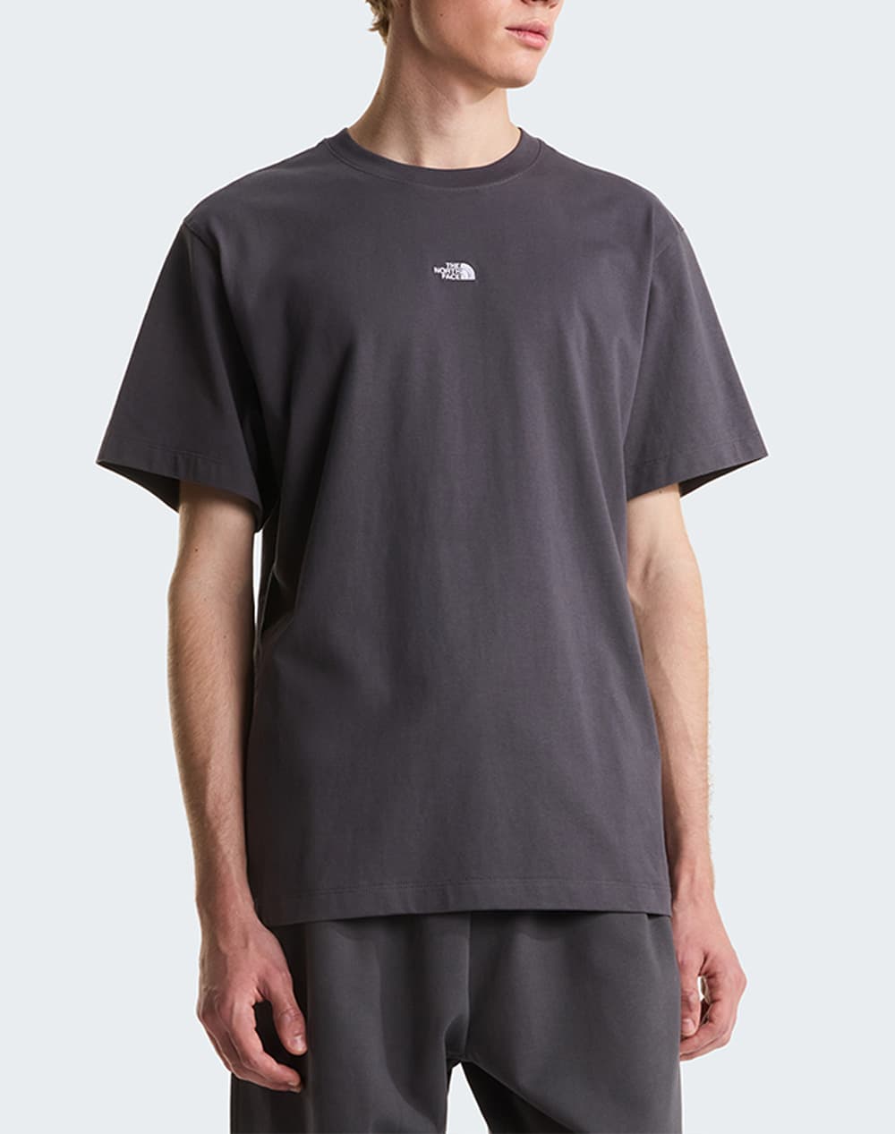 THE NORTH FACE M ESS CR LG RX SS TEE NF0A8GQE-NFRHI DarkSlateGrey